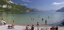 Baignade au lac du Bourget - Plage de Chatillon - © Savoie Mont Blanc / Huchette