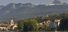 Évian vue du lac Léman  - © Savoie Mont Blanc / Berger