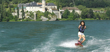 Wakeboard sur le lac du Bourget - © Savoie Mont Blanc - Gilles Lansard
